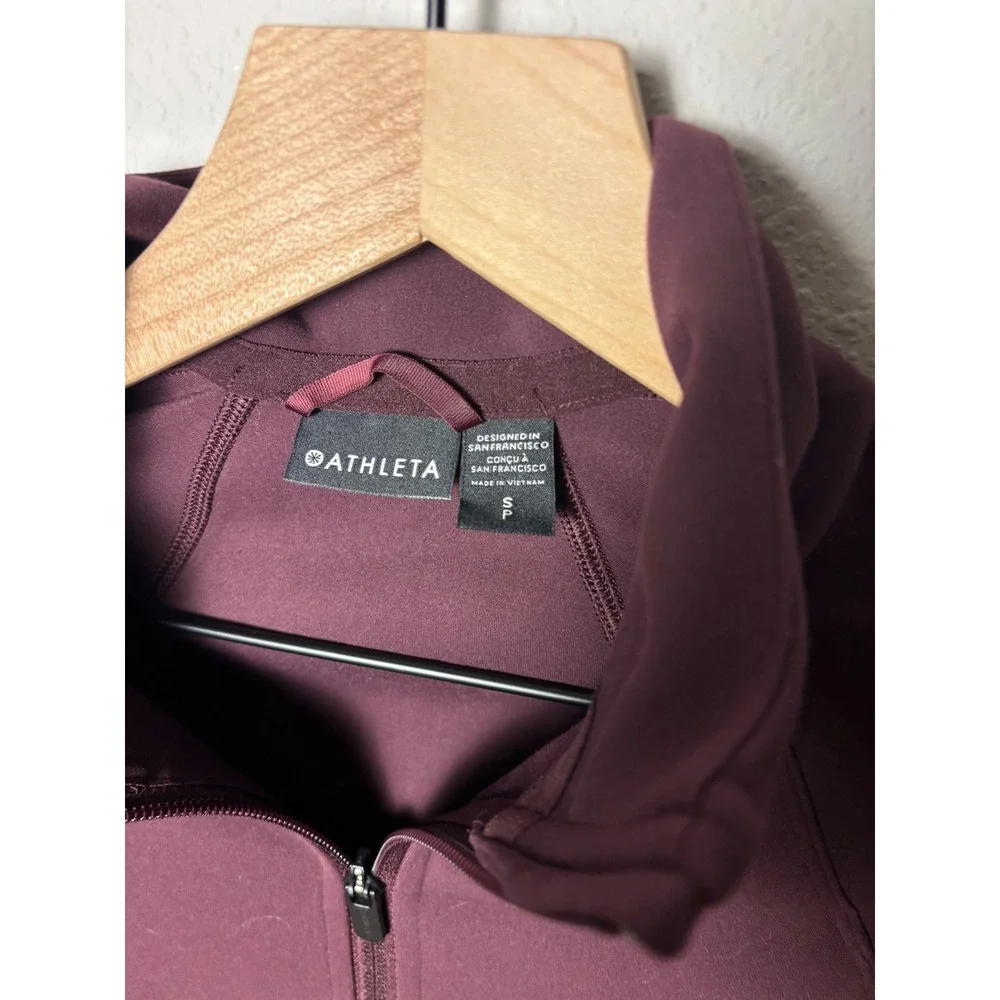 Athleta preowned salutation